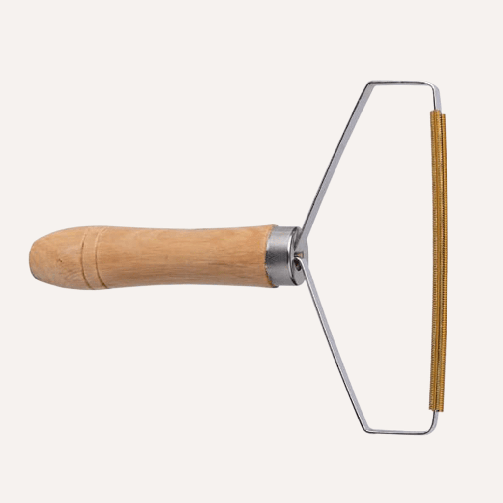 Effective Pet Hair Lint Remover made from Beech Wood- Eco-Friendly & Reusable Tilley + Me